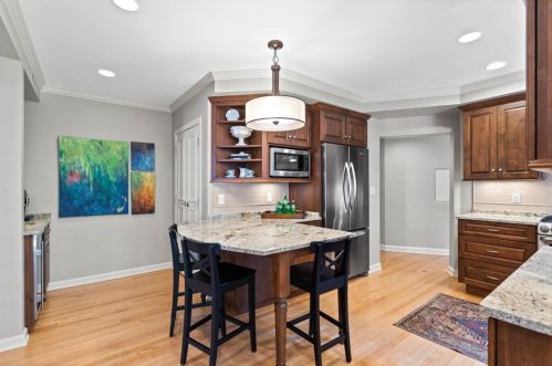 523 Carlisle Ave, Milwaukee WI 53217-4831 exterior