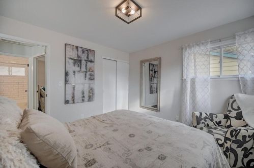 4911 76th St, Milwaukee WI  53220-4305 exterior