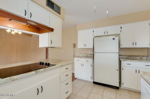 6702 42nd Ave, Phoenix AZ 85029-3068 exterior