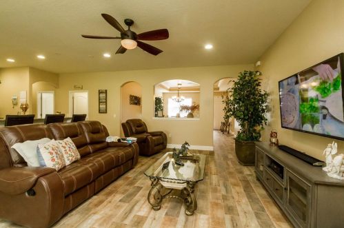 20011 Outpost Point Dr, Tampa FL  33647-3560 exterior