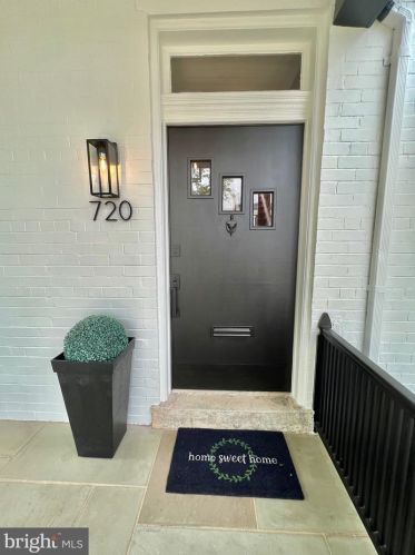 720 Taylor St, Washington DC  20017-2005 exterior