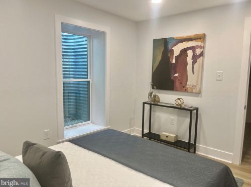 6705 Buttermere Ln, Bethesda MD  20817-1528 exterior