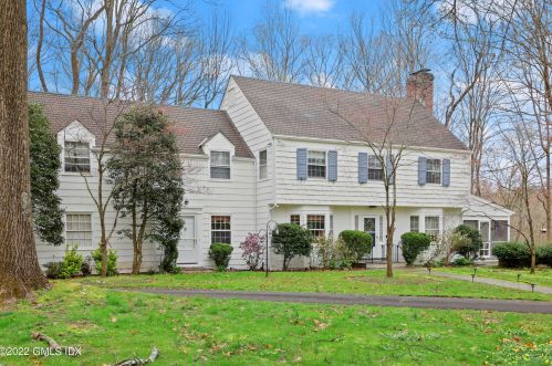 17 Highland Farm Rd, Greenwich CT 06831-2606 exterior