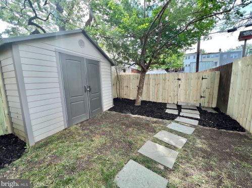 720 Taylor St, Washington DC  20017-2005 exterior