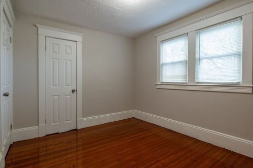 139 Berkshire Ave, Springfield MA  01109-1749 exterior