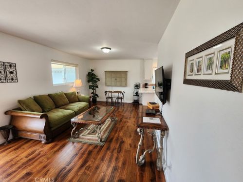 37200 Glenoaks Rd, Temecula CA 92592-8534 exterior