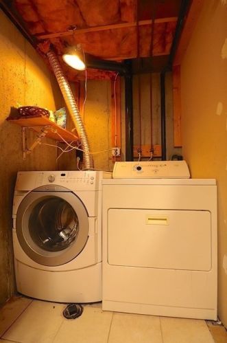 218 Norfolk St, Worcester MA 01604-2910 exterior