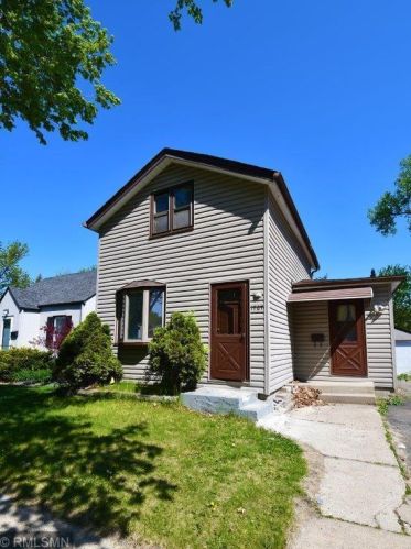 1767 Field Ave, Saint Paul MN  55116-2727 exterior