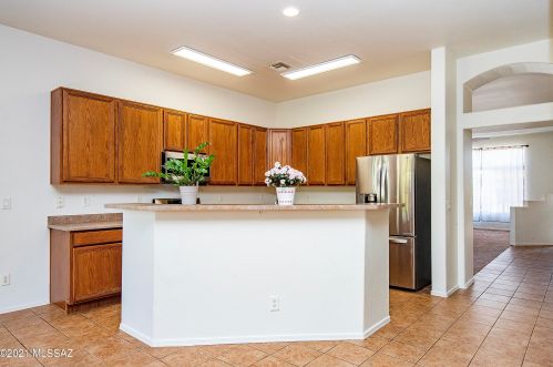 7972 Hawk Eagle Ct, Tucson AZ  85757-1643 exterior