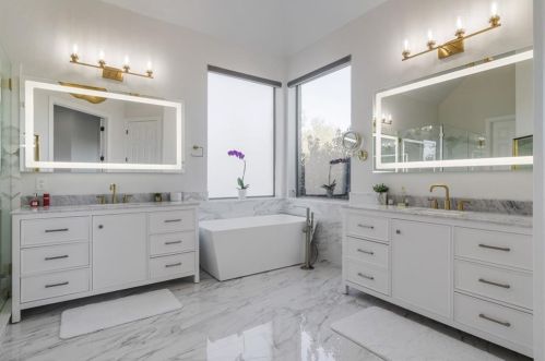 217 Emerald Rdg Dr, Austin TX 78732-1234 exterior