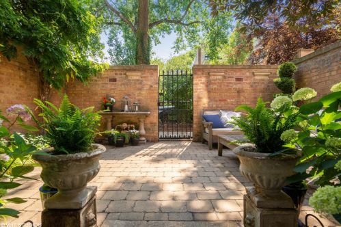 1928 Bissell St, Chicago IL  60614-5015 exterior