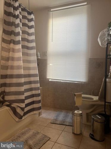 5416 Lawrence St, Philadelphia PA  19120-2804 exterior