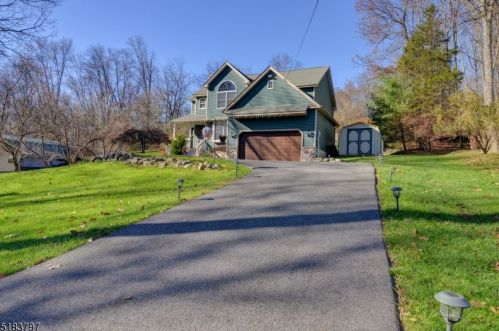 938 Homestead Dr, Fredon NJ  07860-4612 exterior