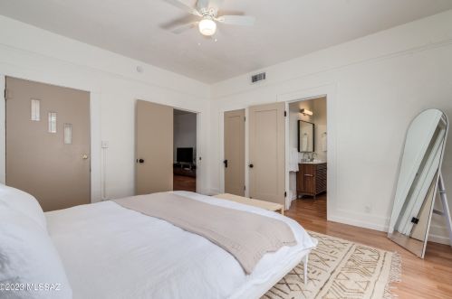 622 8th St, Tucson AZ  85705-8520 exterior