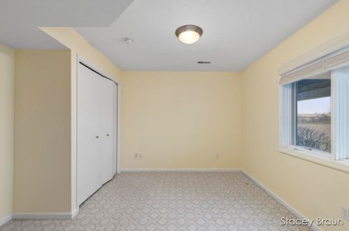 1730 Lisa Dr, Byron Township MI 49315-8006 exterior