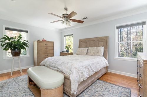 2519 Clairmont Rd, Atlanta GA 30329-2713 exterior