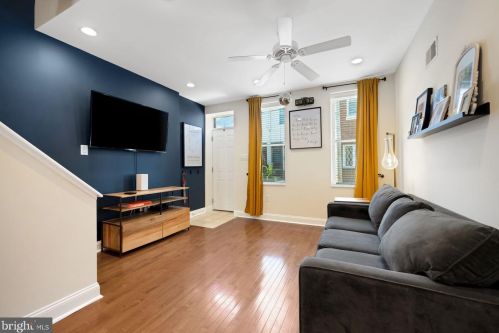 1115 Cantrell St, Philadelphia PA 19148-3026 exterior