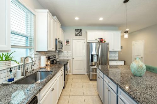 12356 Streambed Dr, Riverview, FL 33579-9305