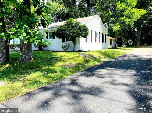 428 Northwest Dr, Silver Spring MD  20901-4417 exterior