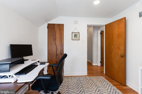 251 Primrose Ave, Lancaster PA  17601-3820 exterior