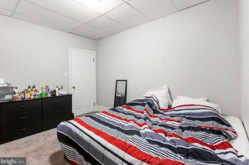 128 High St, Hanover PA 17331-3922 exterior