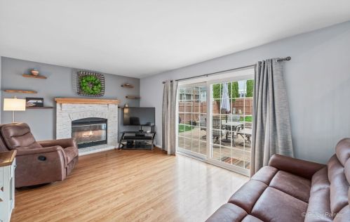 1539 Stockton Ln, Bull Valley IL 60014-2022 exterior