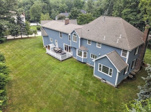 12 Hidden Ct, North Andover, MA 01845-2141