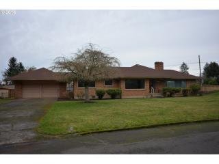 914 151 Ave, Portland OR  97230-4557 exterior