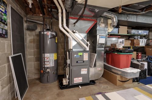 7625 Julie Dr, Kalamazoo MI  49024-4915 exterior