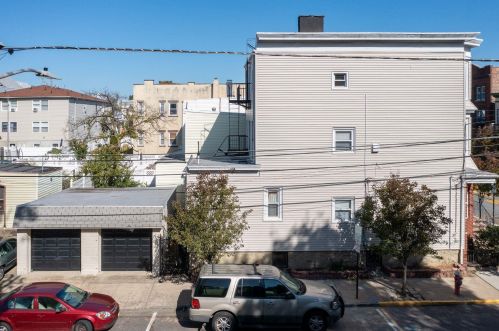 1401 West St, Union City NJ 07087-3238 exterior
