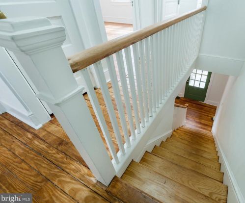 541 Reynolds Ave, Lancaster PA  17602-2146 exterior