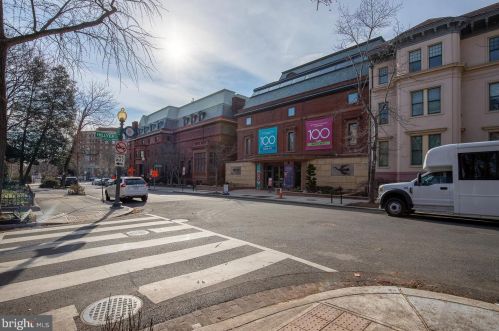 2023 Hillyer Pl, Washington DC  20009-1005 exterior