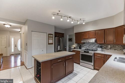 3160 Mayberry Ave, Huntingtown MD 20639-3910 exterior