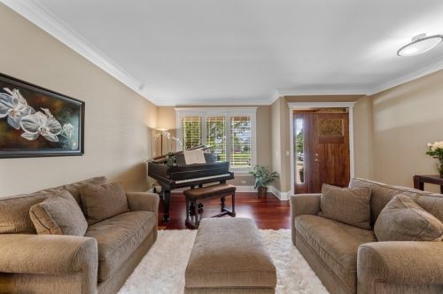 853 Linden Ave, Elmhurst IL 60126-5312 exterior