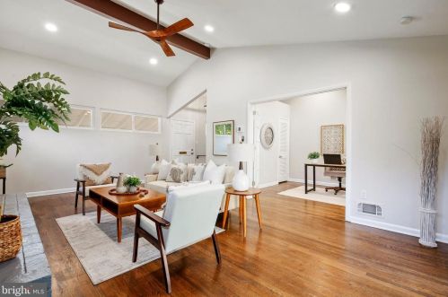 112 Blf Ter, Silver Spring MD 20902-3103 exterior