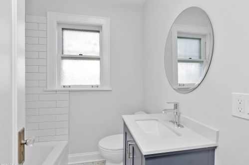 5614 Cornelia Ave, Chicago IL  60634-4408 exterior