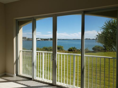 4 Harbour Isle Dr, Fort Pierce, FL 34949-2750