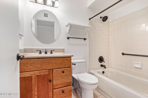 8952 Seneca St, Tucson AZ 85716-3200 exterior