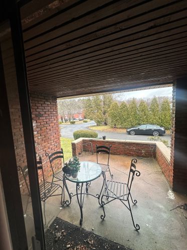 565 Talcottville Rd, Vernon CT 06066-2352 exterior