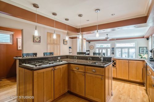 4541 Hermitage Ave, Chicago IL 60609-3811 exterior