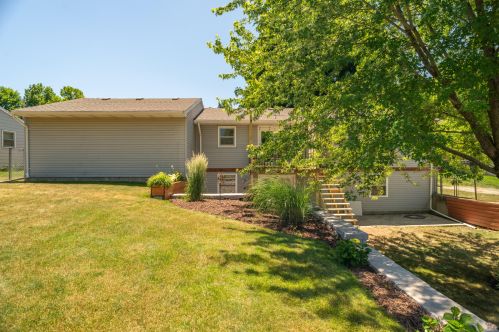 1165 Brownell St, Grand Rapids MI 49508-7431 exterior