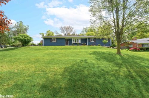 187 Orchardale Dr, Rochester, MI 48309-2242
