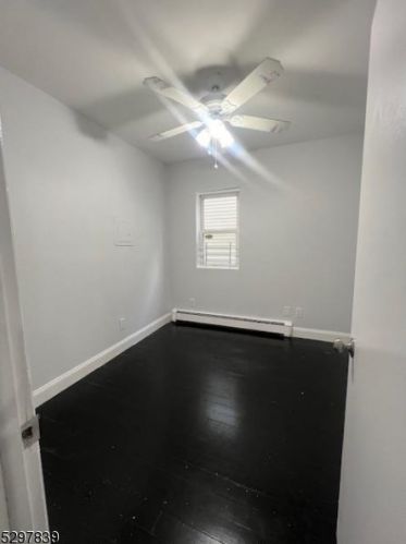 26 Vincent St, Newark NJ  07105-4408 exterior