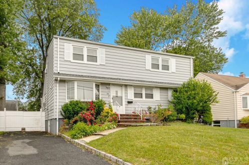 99 Bedford Ave, Iselin, NJ 08830-2417