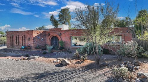 1202 Chula Vista Rd, Tucson AZ  85704-3008 exterior