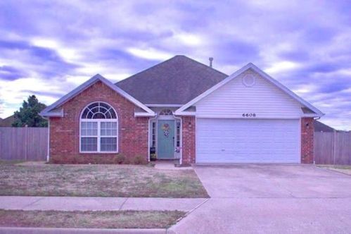 6608 Cutter Ct, Springdale, AR 72762-7823