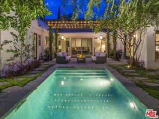 464 Ln Jolla Ave, Los Angeles CA  90048-2235 exterior