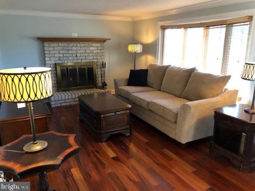 415 Bollinger Rd, Littlestown PA 17340-9121 exterior