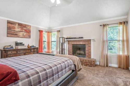 582 Shr Rd, Lithonia GA 30058-5991 exterior