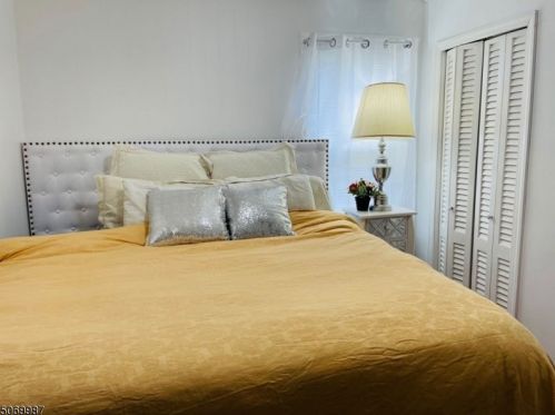 16 Mangold St, Paterson NJ  07508-1713 exterior